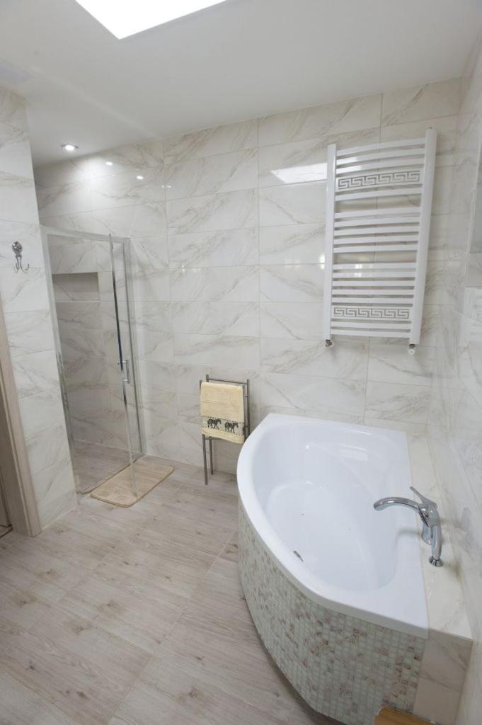 Apartamenty Pod Fortami Przemyśl Exterior foto